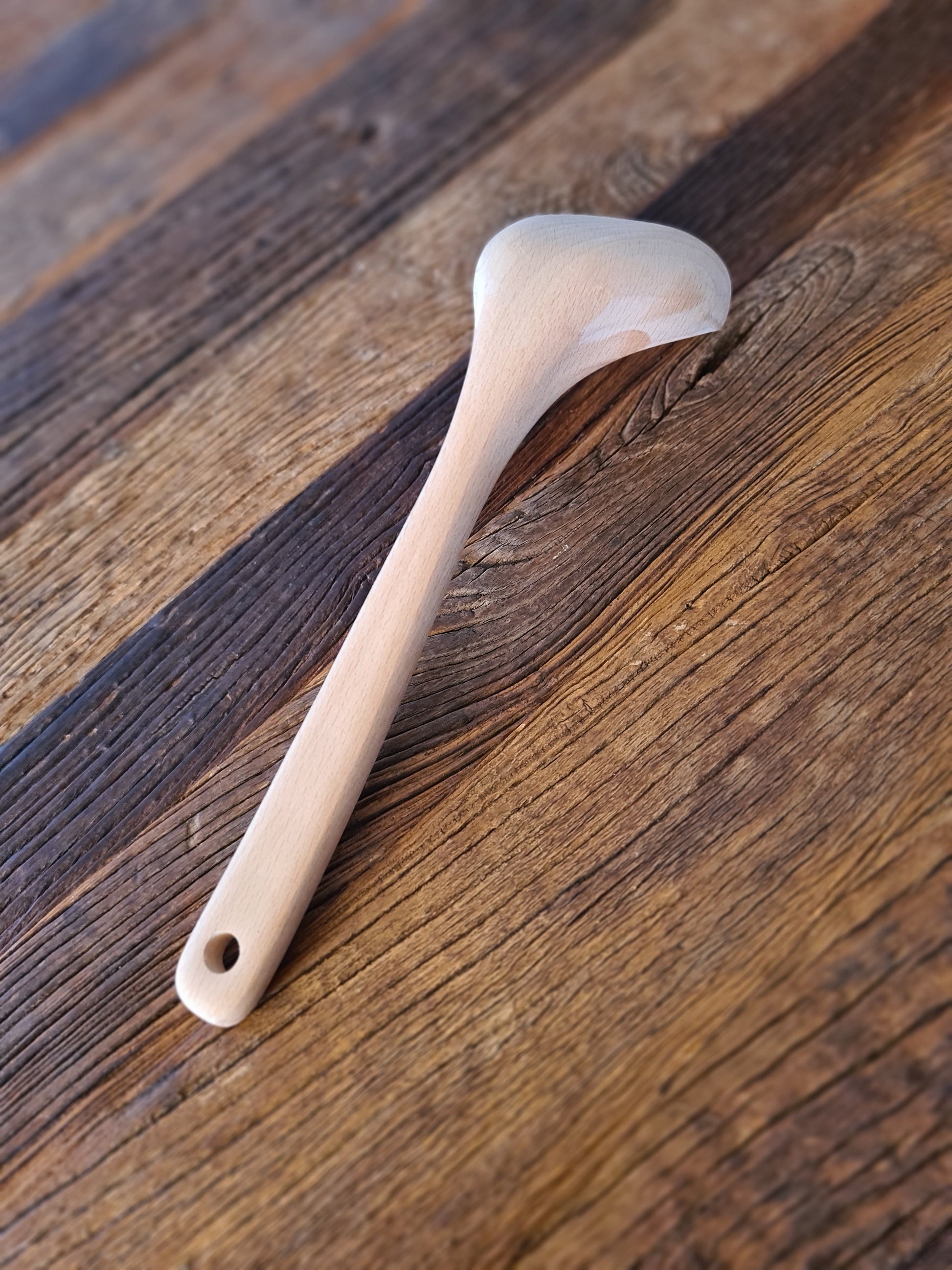 Louche en bois pour cuisiner comme les Gaulois.