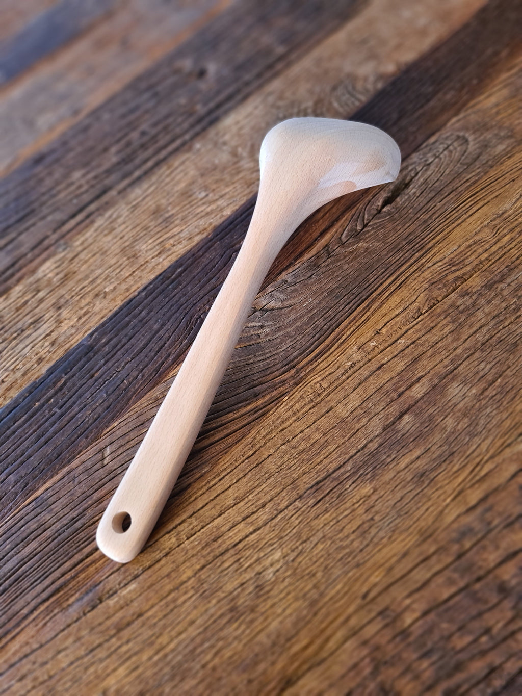 Louche en bois pour cuisiner comme les Gaulois.