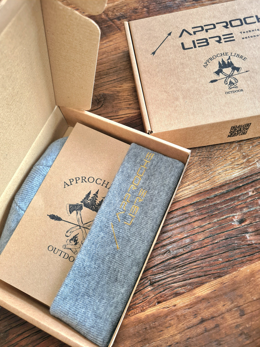 Coffret de présentation de bonnet de laine mérinos. 