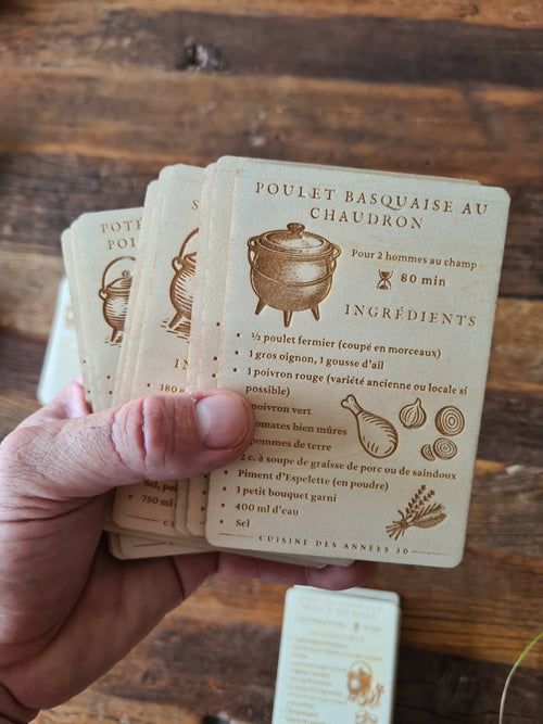 Coffret de 10 Recettes francaises des années 30- Cartes en Bois Gravées pour la Cuisine au Chaudron