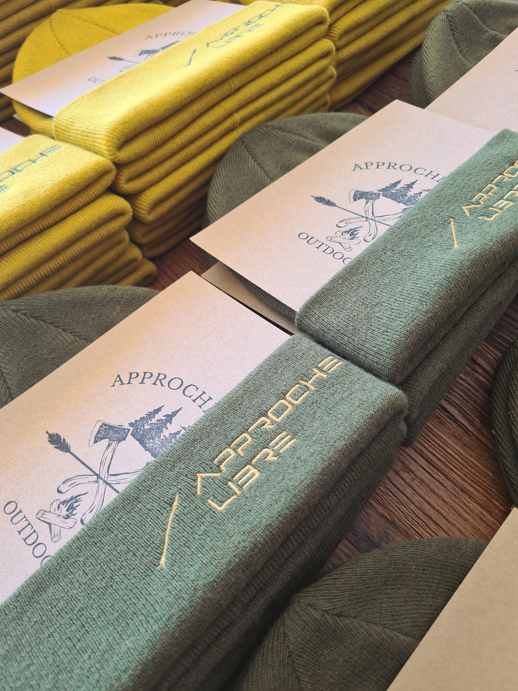 bonnets magnifiques de la marque approche Libre en laine 100 % mérinos