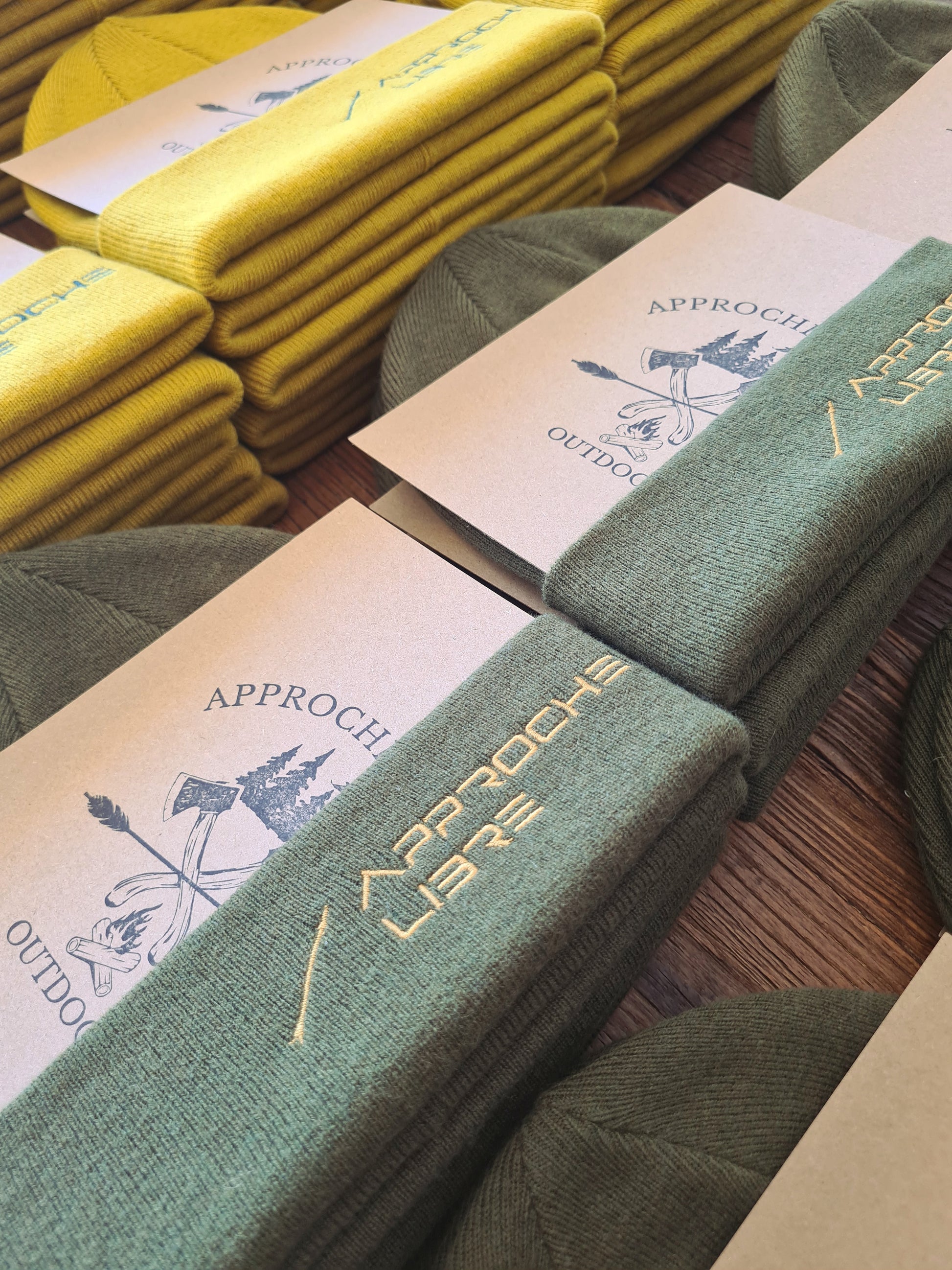 bonnets magnifiques de la marque approche Libre en laine 100 % mérinos